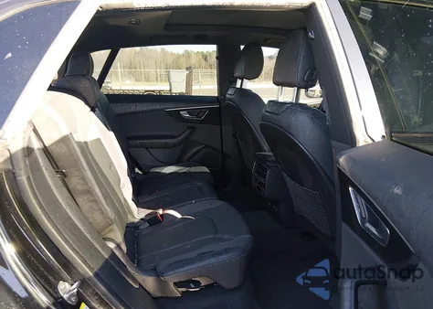 2019 Audi Q8 55 Premium z USA, uszkodzony, nr VIN WA1EVAF14KD030184